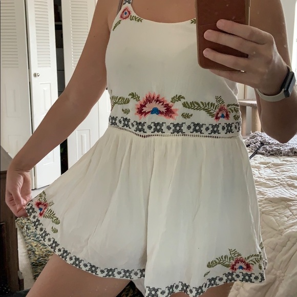 Linen Romper - Picture 7 of 7